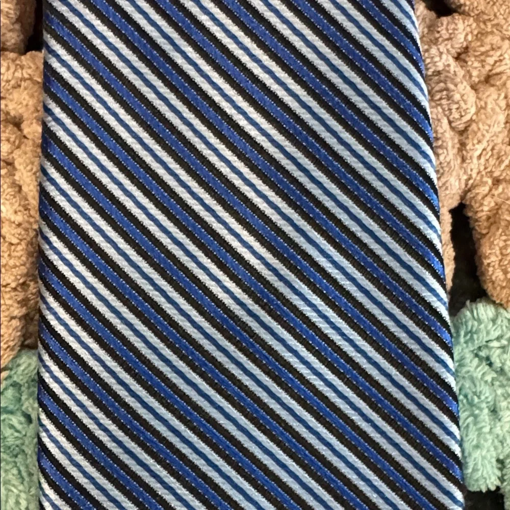 Cat & Jack Blue and Black Striped Tie Boys Sz 8 / 10